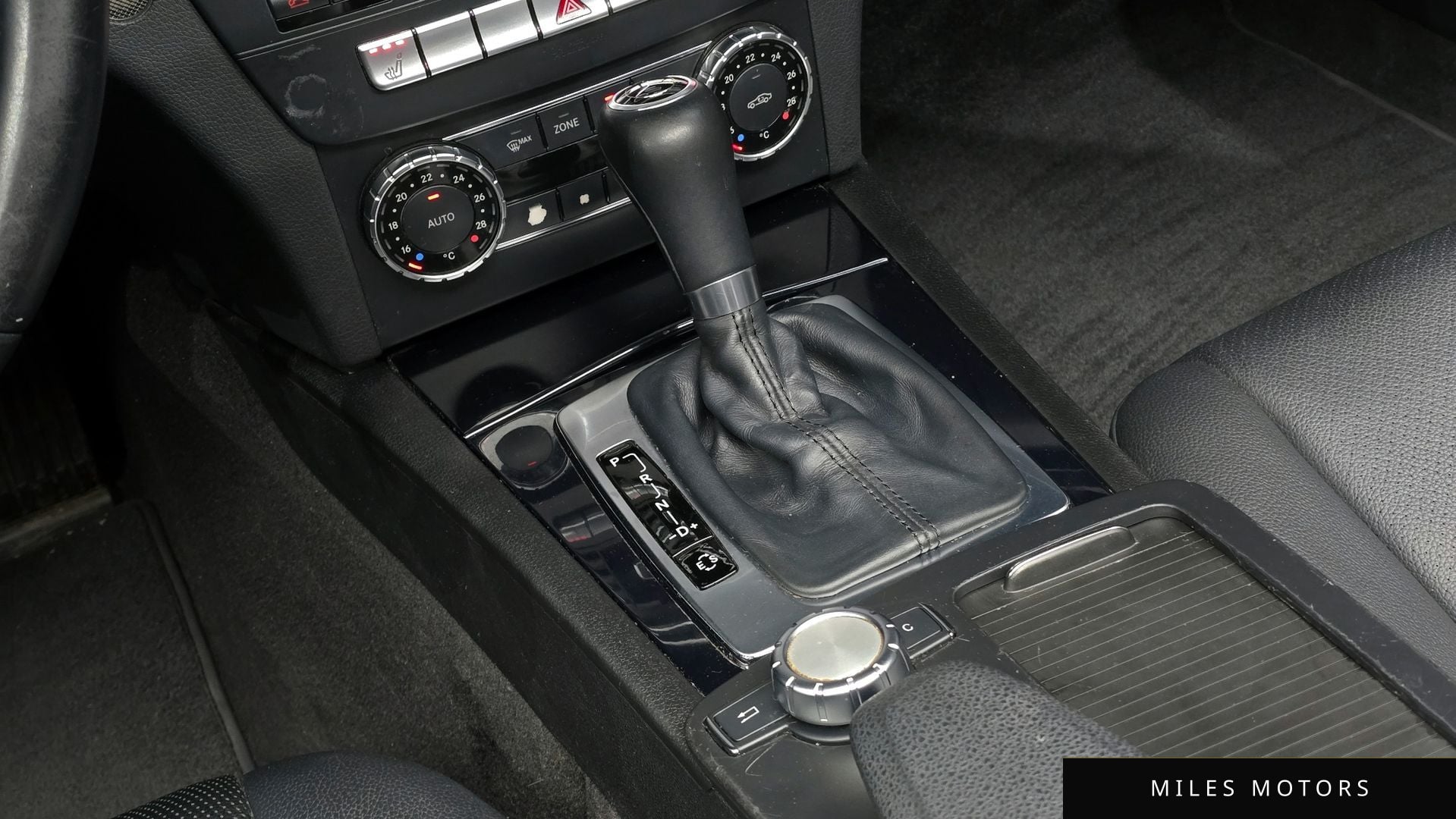 Mercedes-Benz C-Class W204 2014 — миниатюра 9