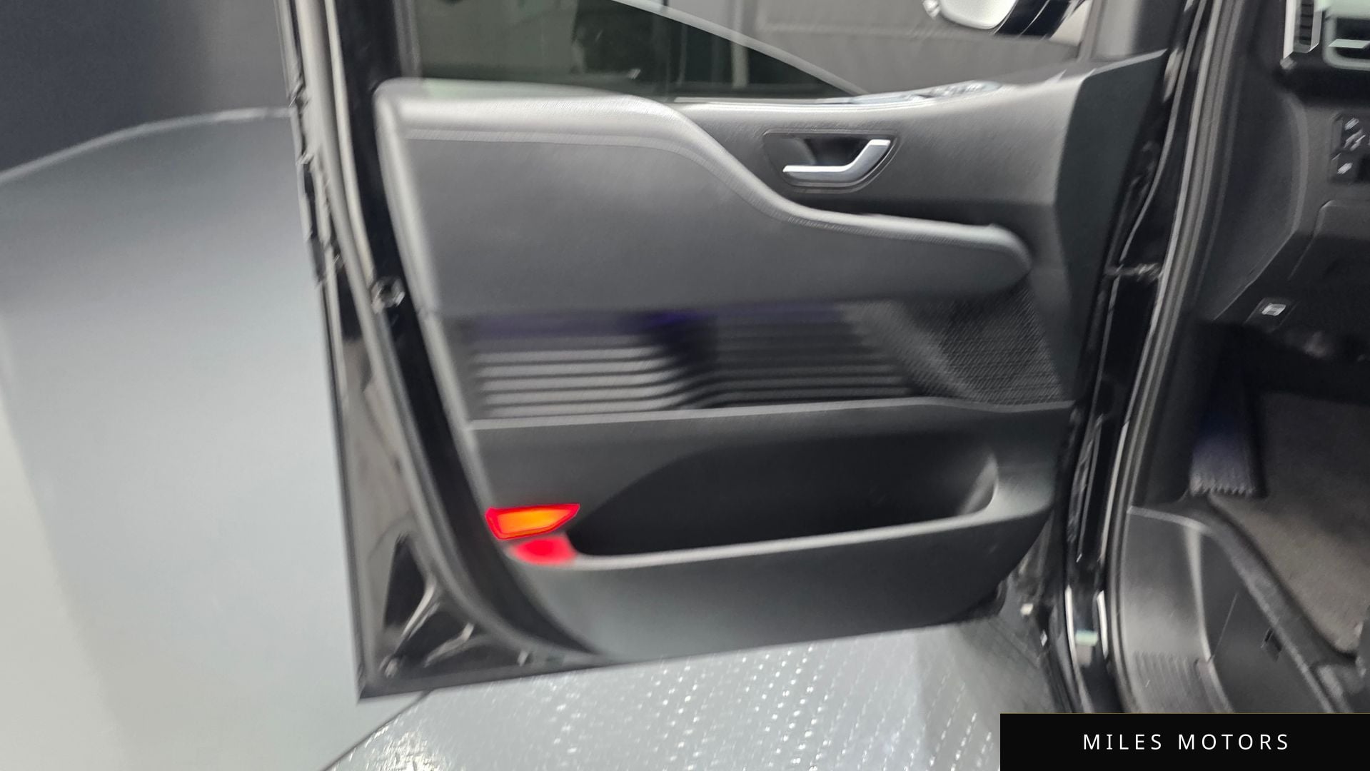 Hyundai 스타리아 2022 — миниатюра 13