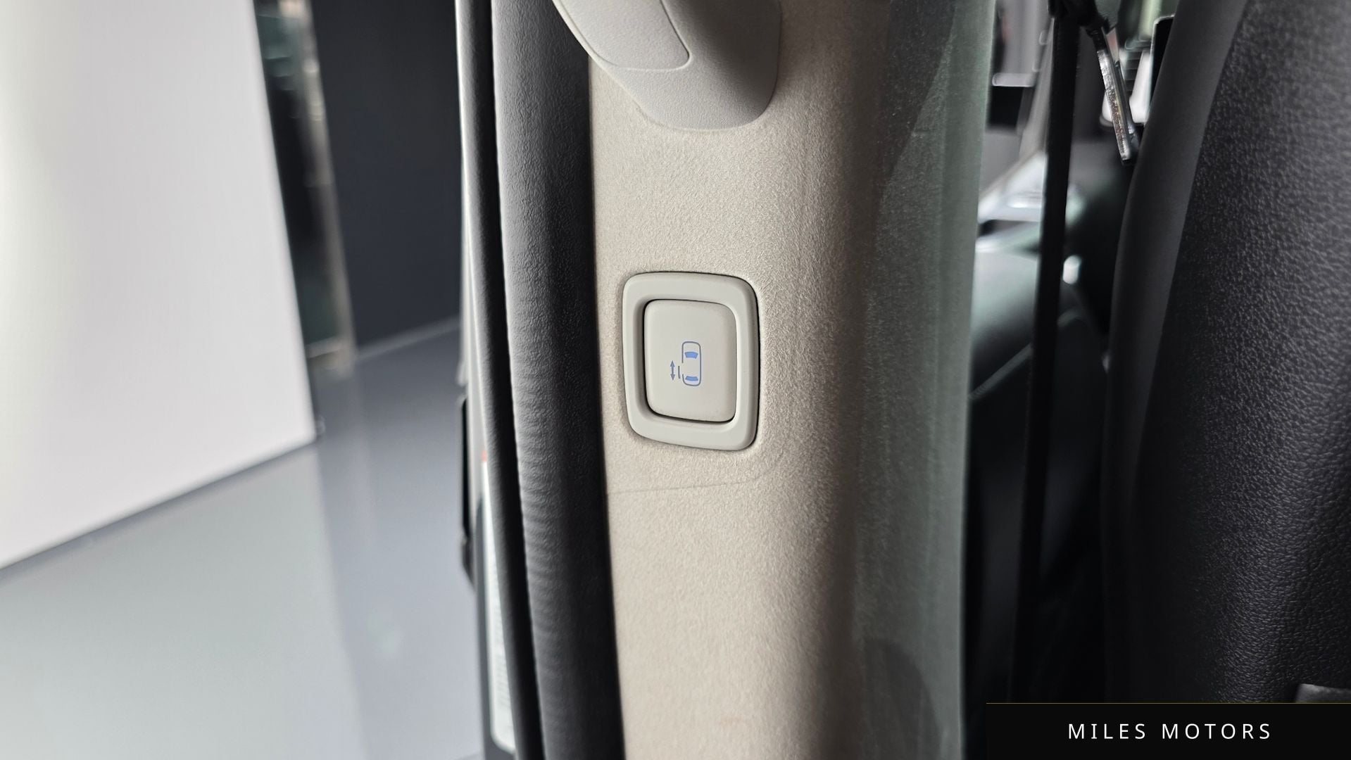 Hyundai 스타리아 2022 — миниатюра 28