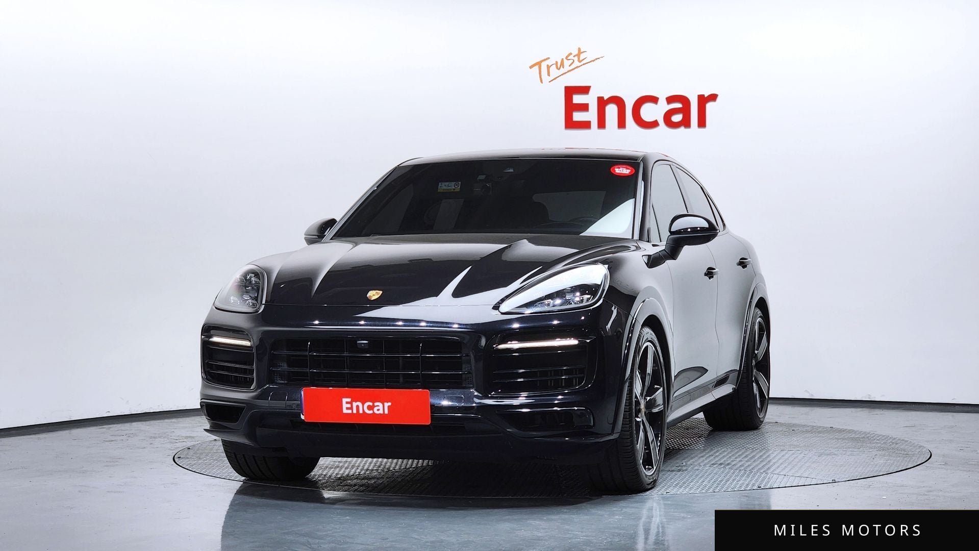 Porsche Cayenne 2020 — миниатюра 3