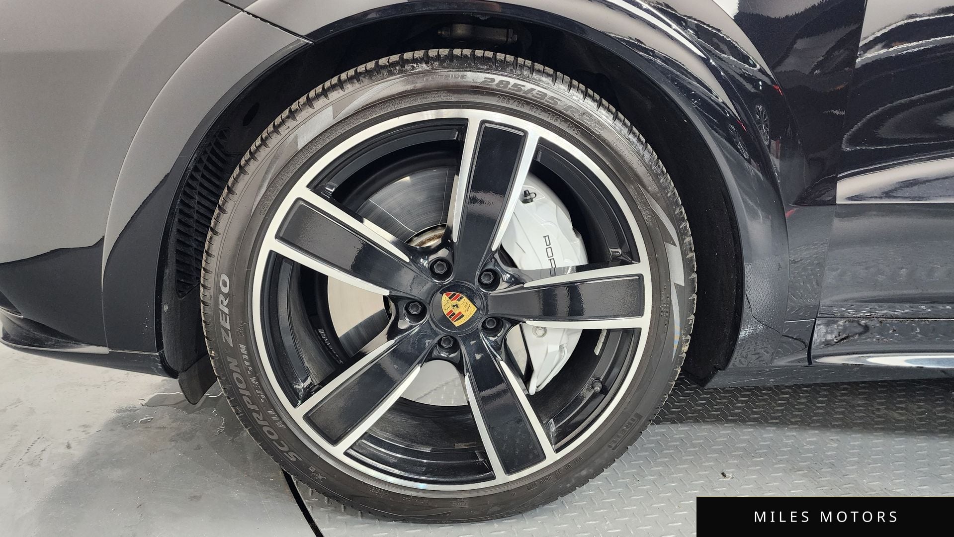 Porsche Cayenne 2020 — миниатюра 5