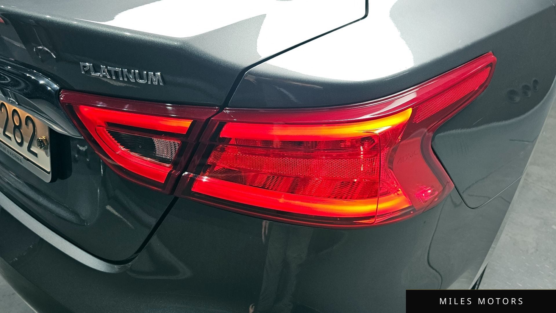 Nissan Maxima 2017 — миниатюра 9