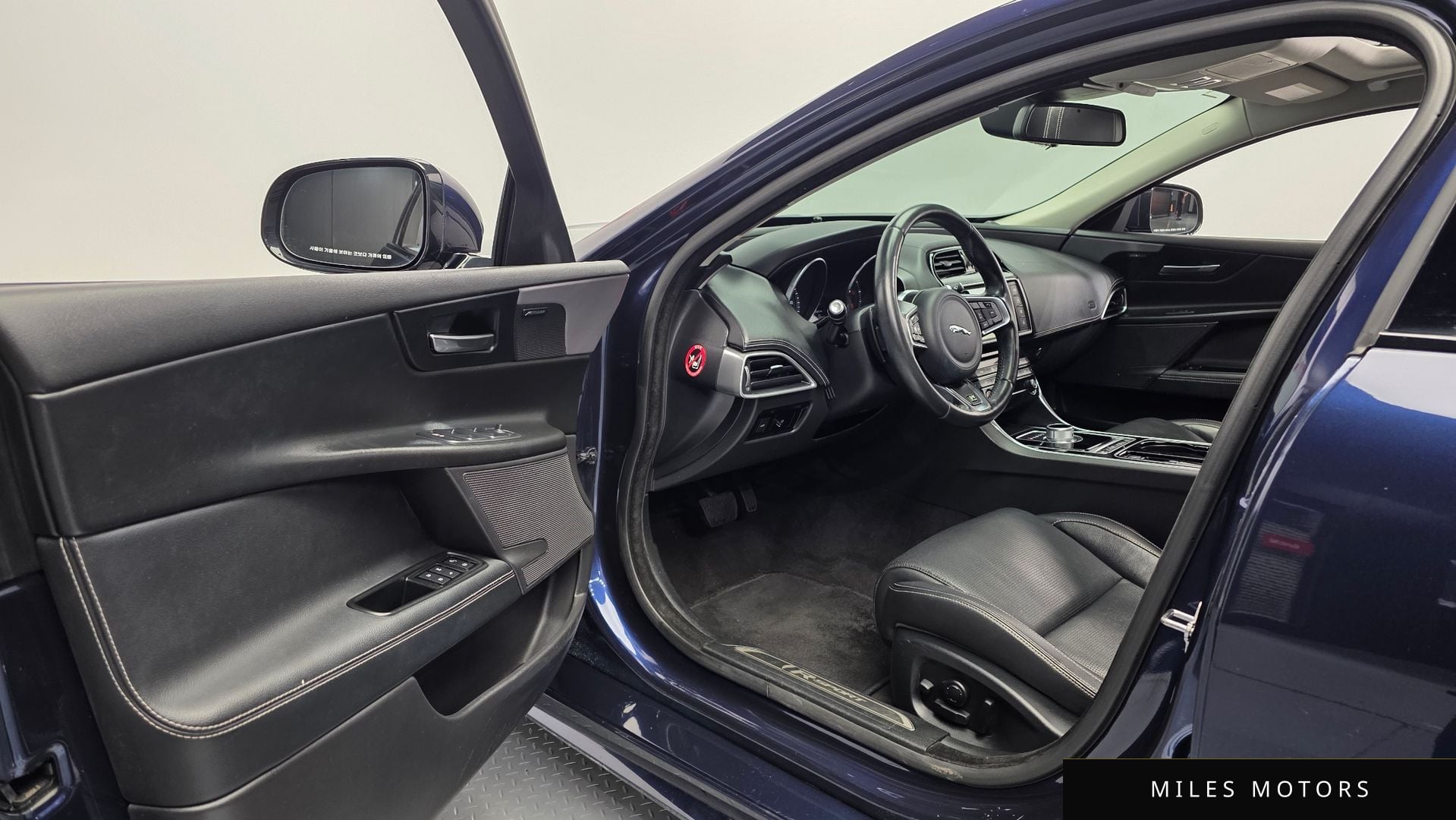 Jaguar XE 2016 — миниатюра 10