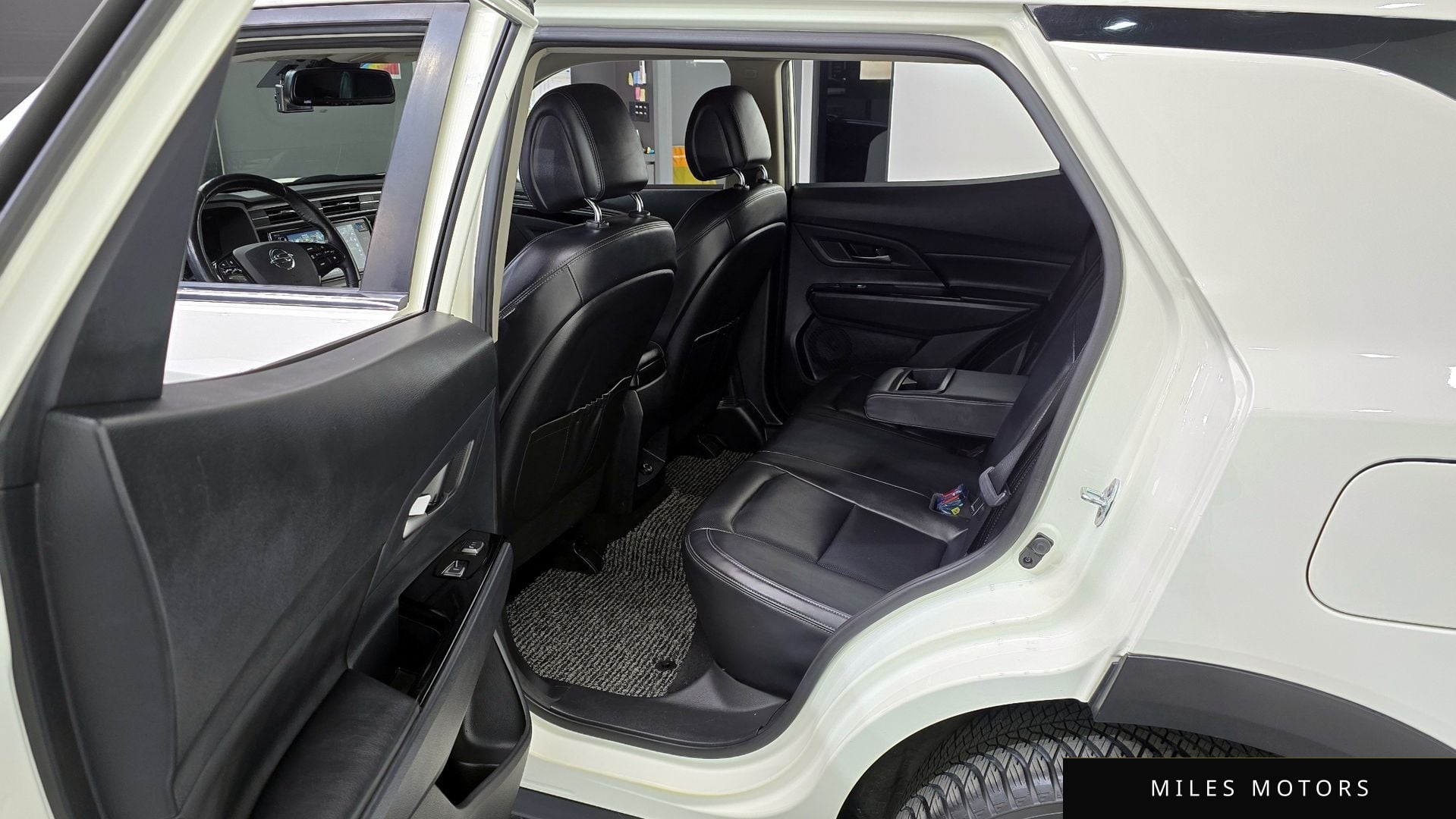 KG Mobility Beautiful Korando 2021 — миниатюра 11