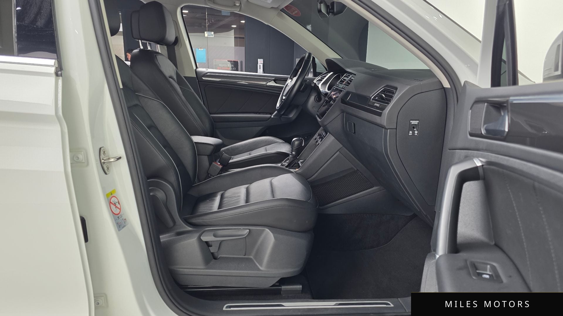Volkswagen 티구안 2018 — миниатюра 17