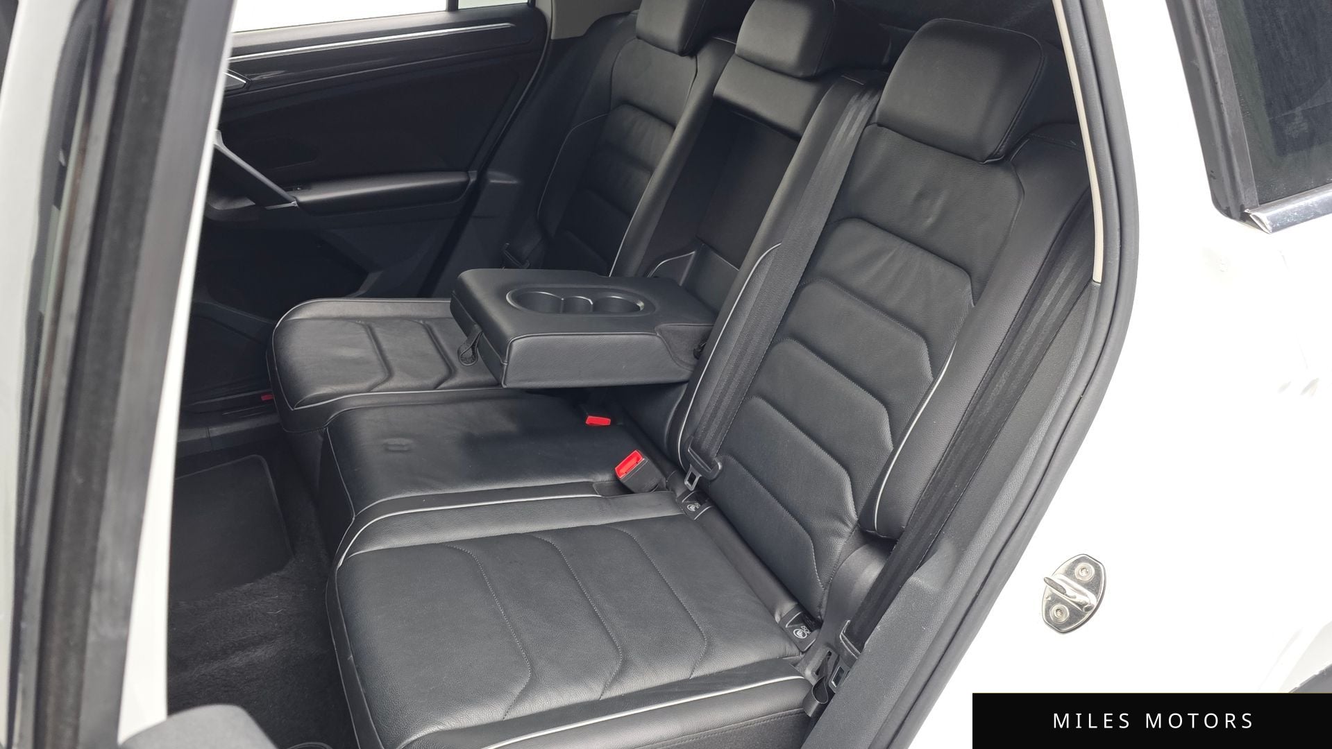 Volkswagen 티구안 2018 — миниатюра 16