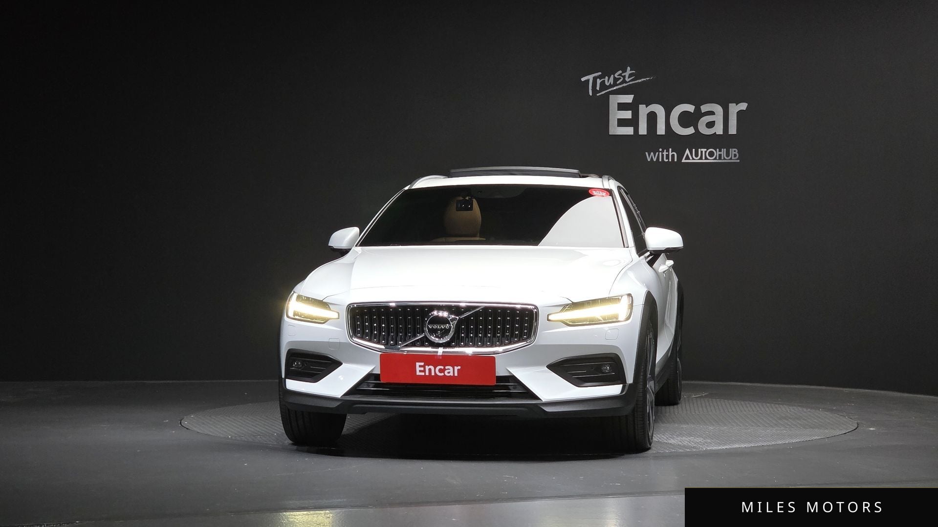 Volvo V60 크로스컨트리 2020 — миниатюра 3
