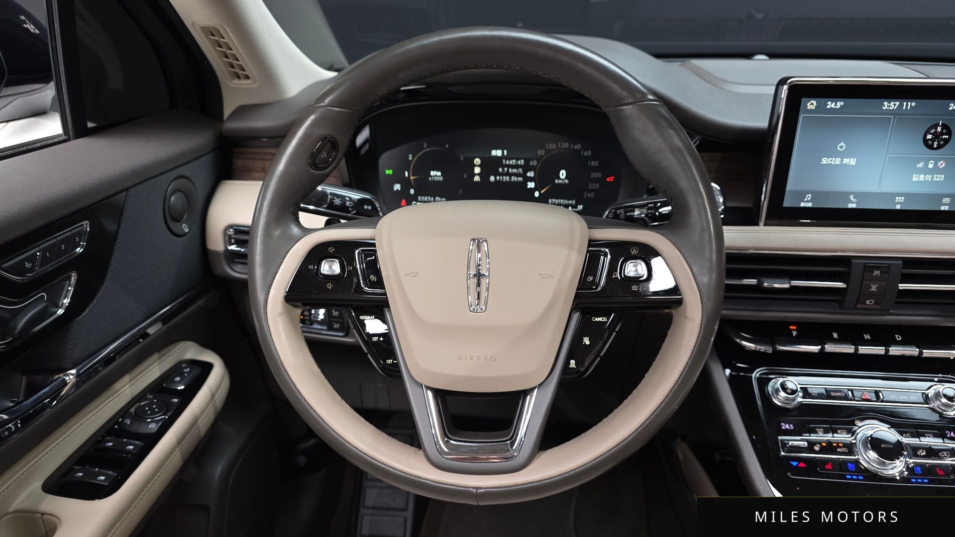 Lincoln 코세어 2020 — миниатюра 19