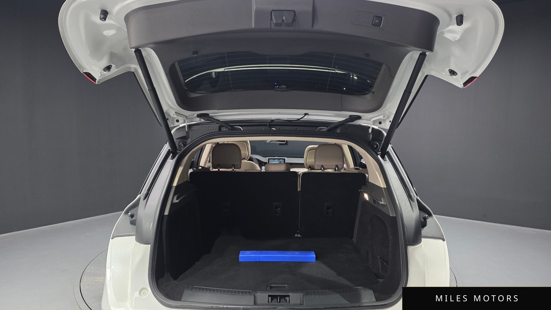 Lincoln 코세어 2020 — миниатюра 26