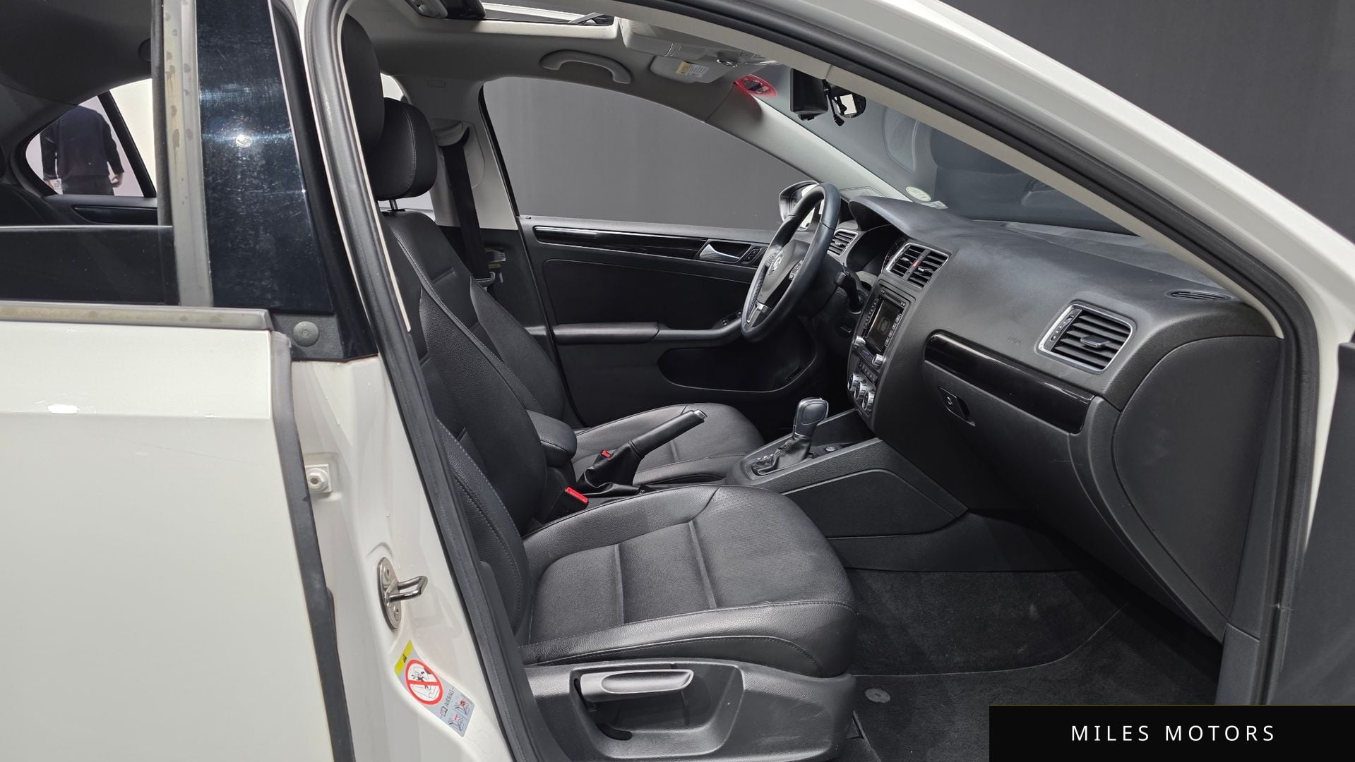 Volkswagen Jetta 2013 — миниатюра 11
