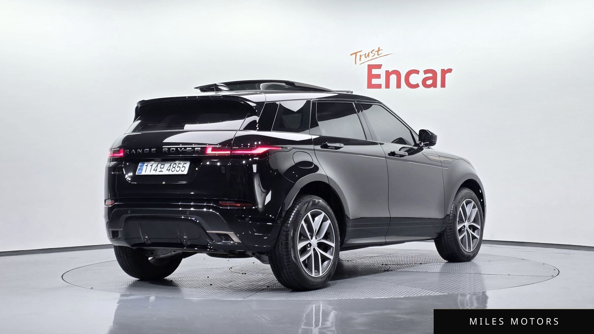Land Rover Range Rover Evoque 2024 — миниатюра 2