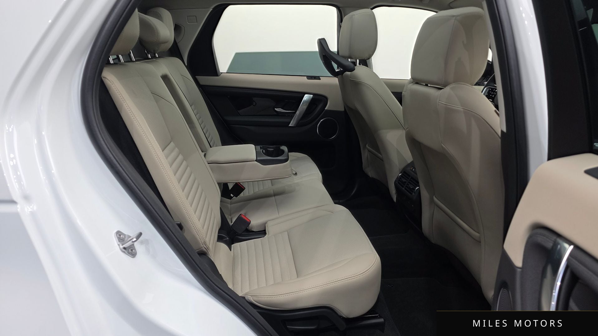 Land Rover Discovery Sport 2025 — миниатюра 5