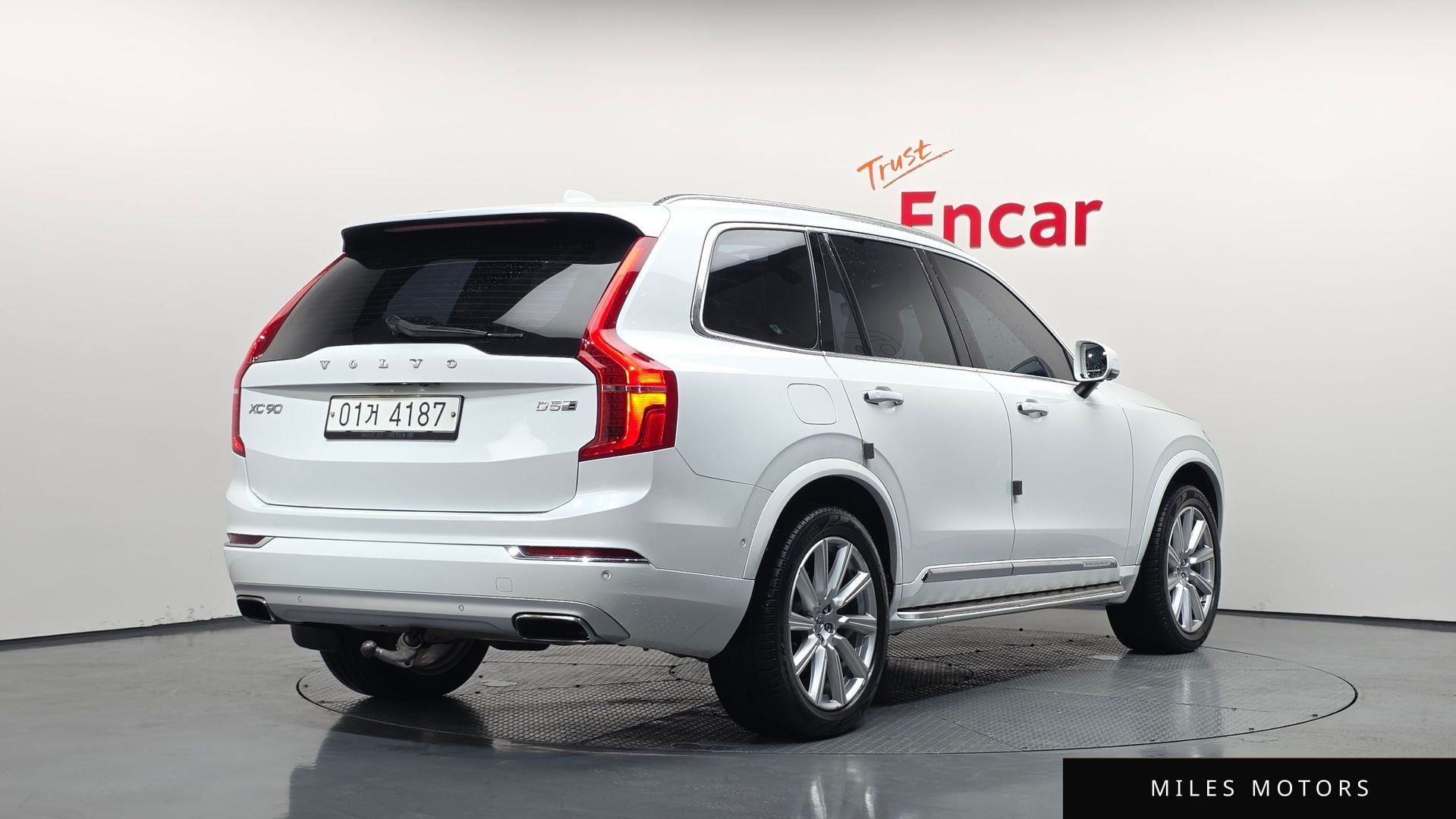 Volvo XC90 2018 — миниатюра 2