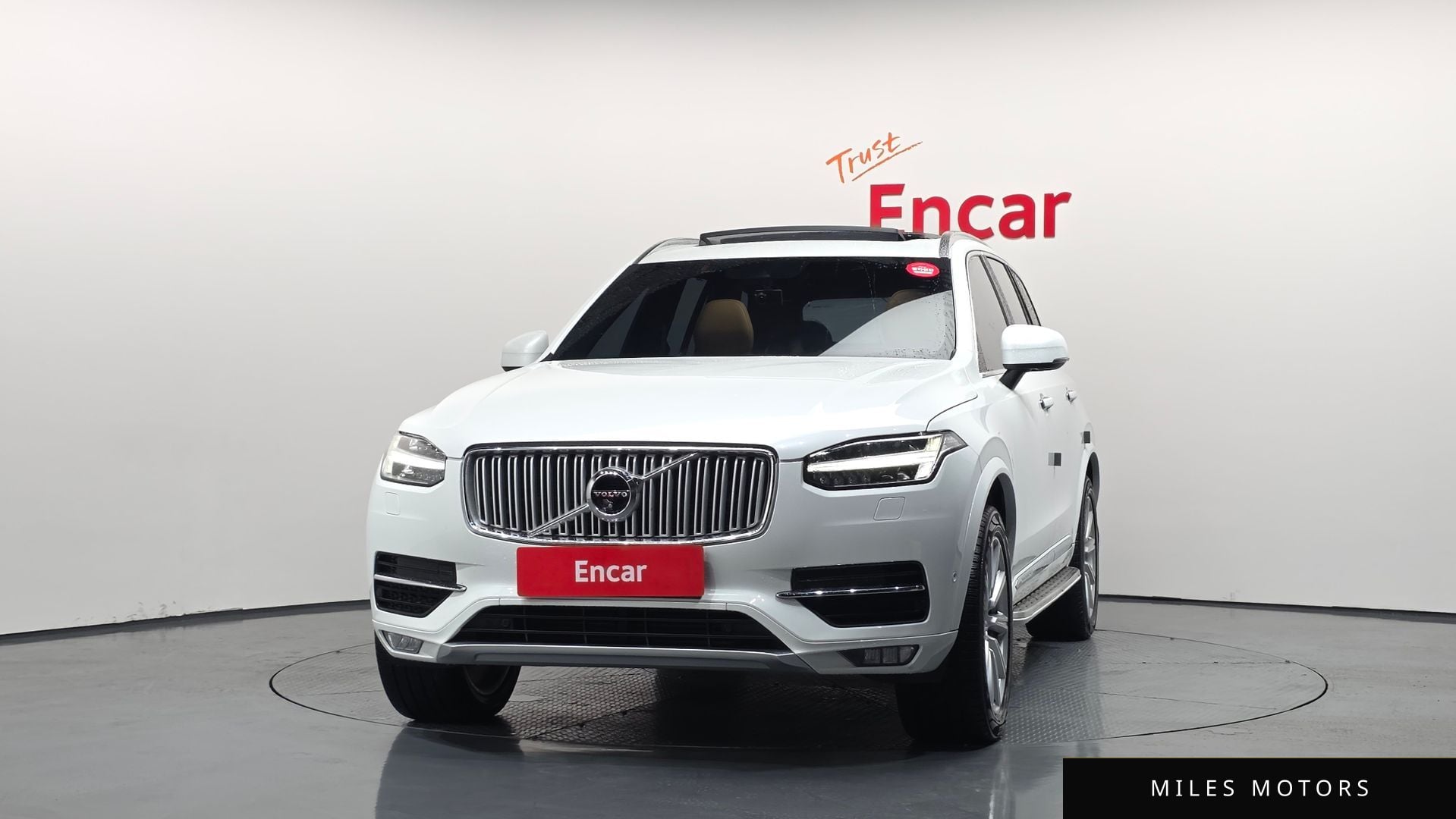 Volvo XC90 2018 — миниатюра 3