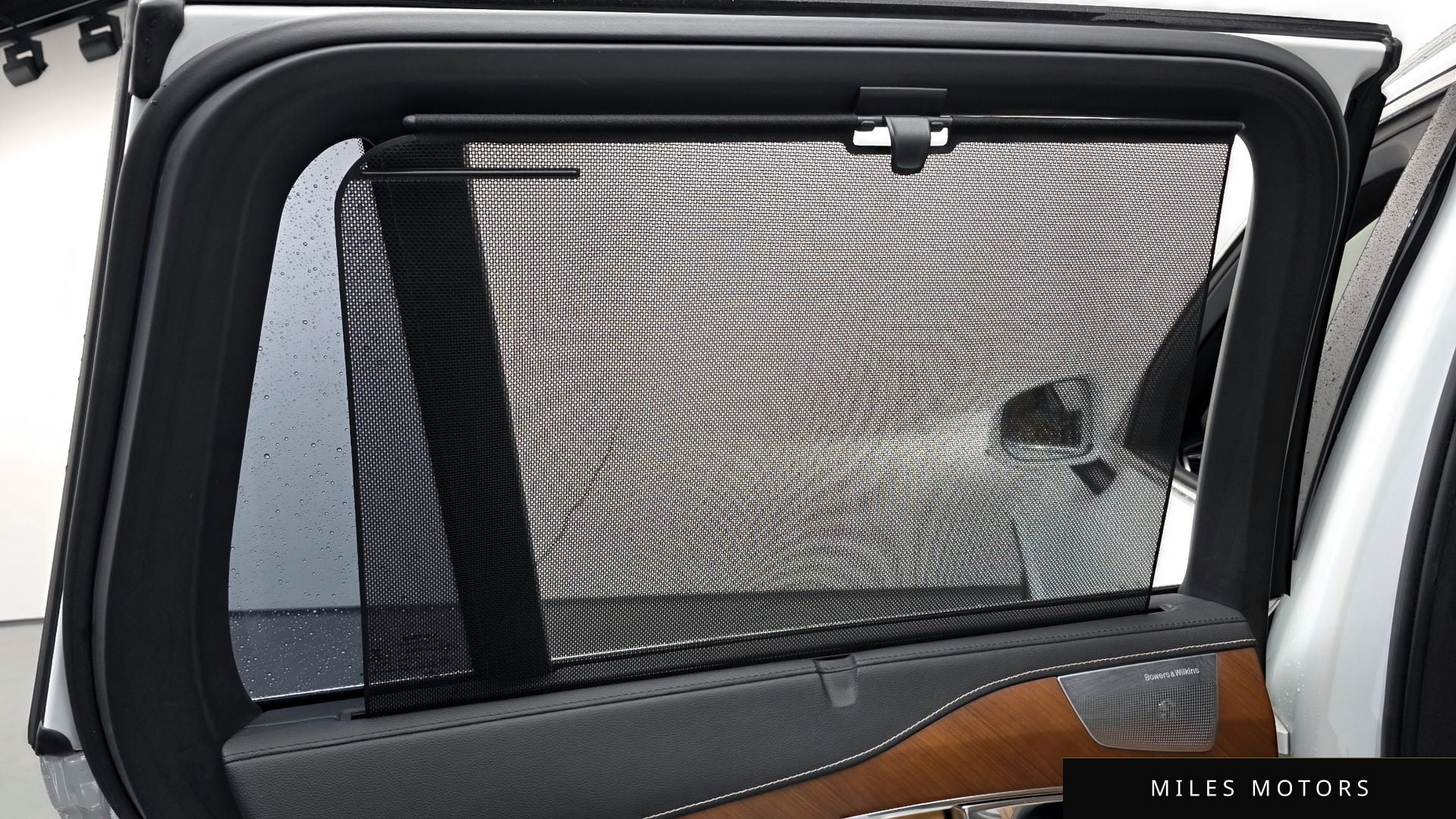 Volvo XC90 2018 — миниатюра 27