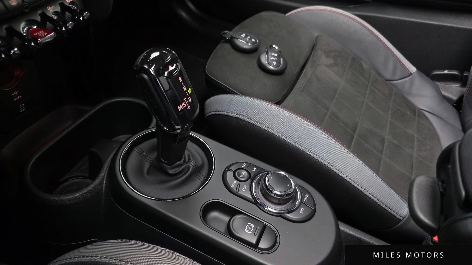 MINI Cooper S 2024 — миниатюра 12