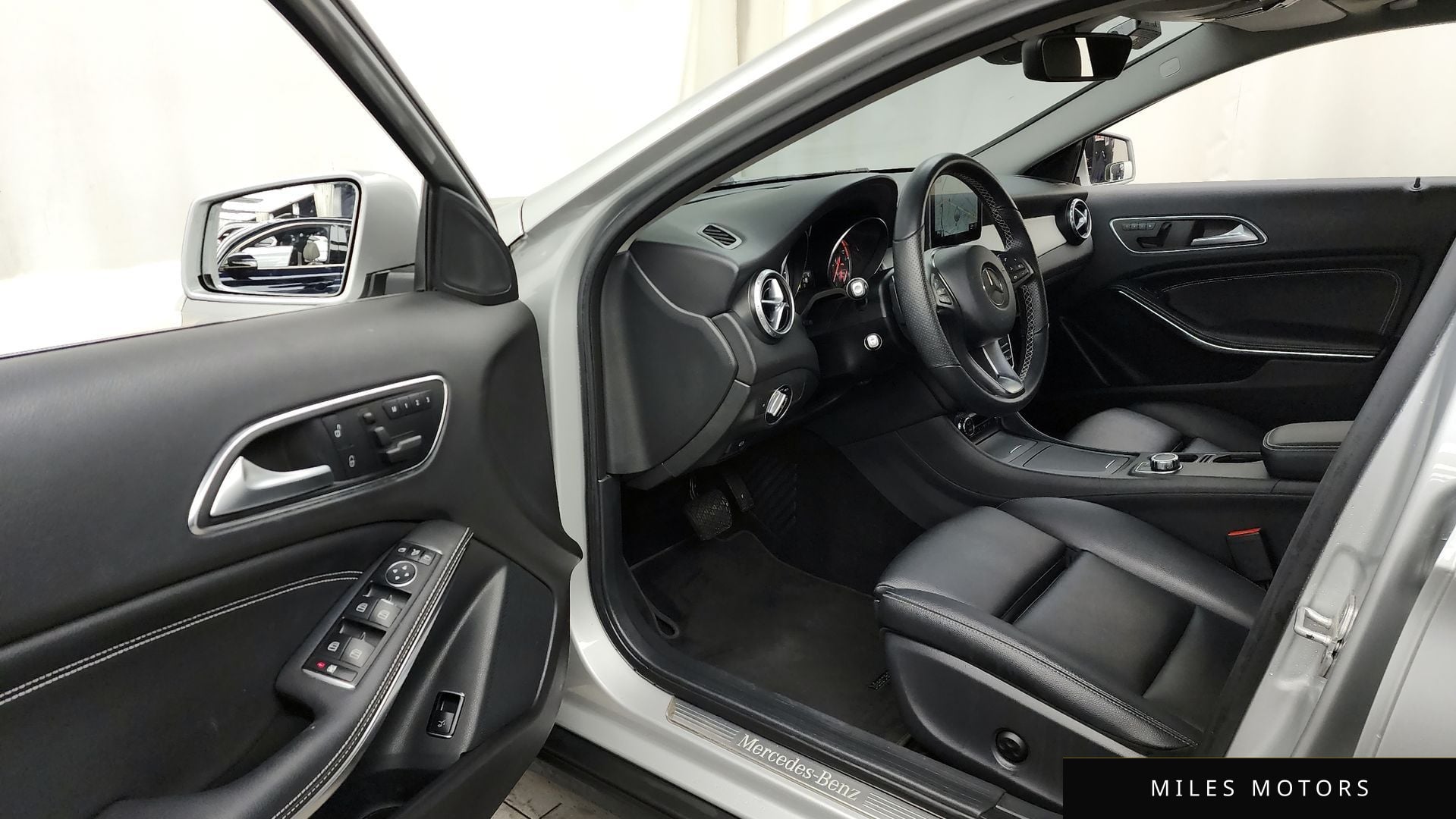 Mercedes-Benz GLA-클래스 X156 2017 — миниатюра 12