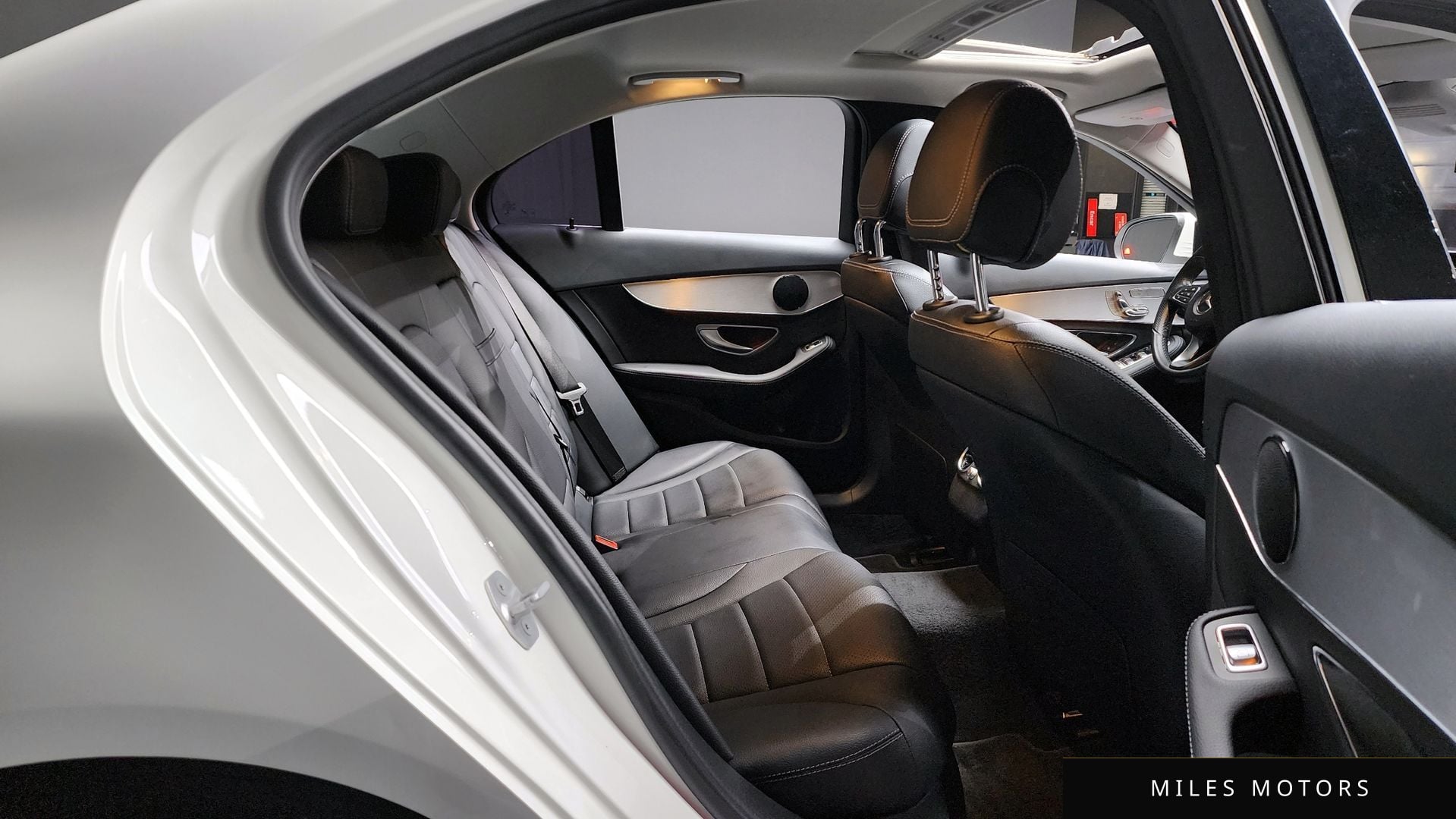 Mercedes-Benz C-Class W205 2016 — миниатюра 11