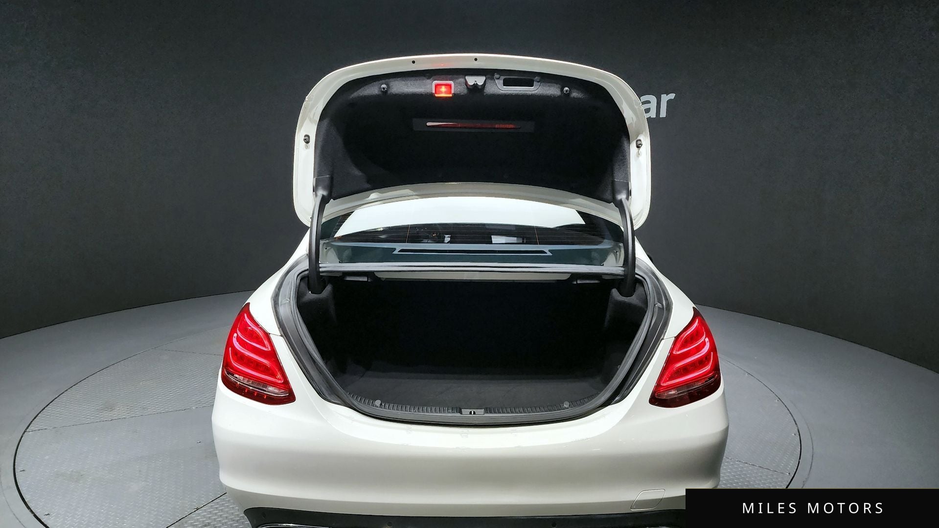 Mercedes-Benz C-Class W205 2016 — миниатюра 20
