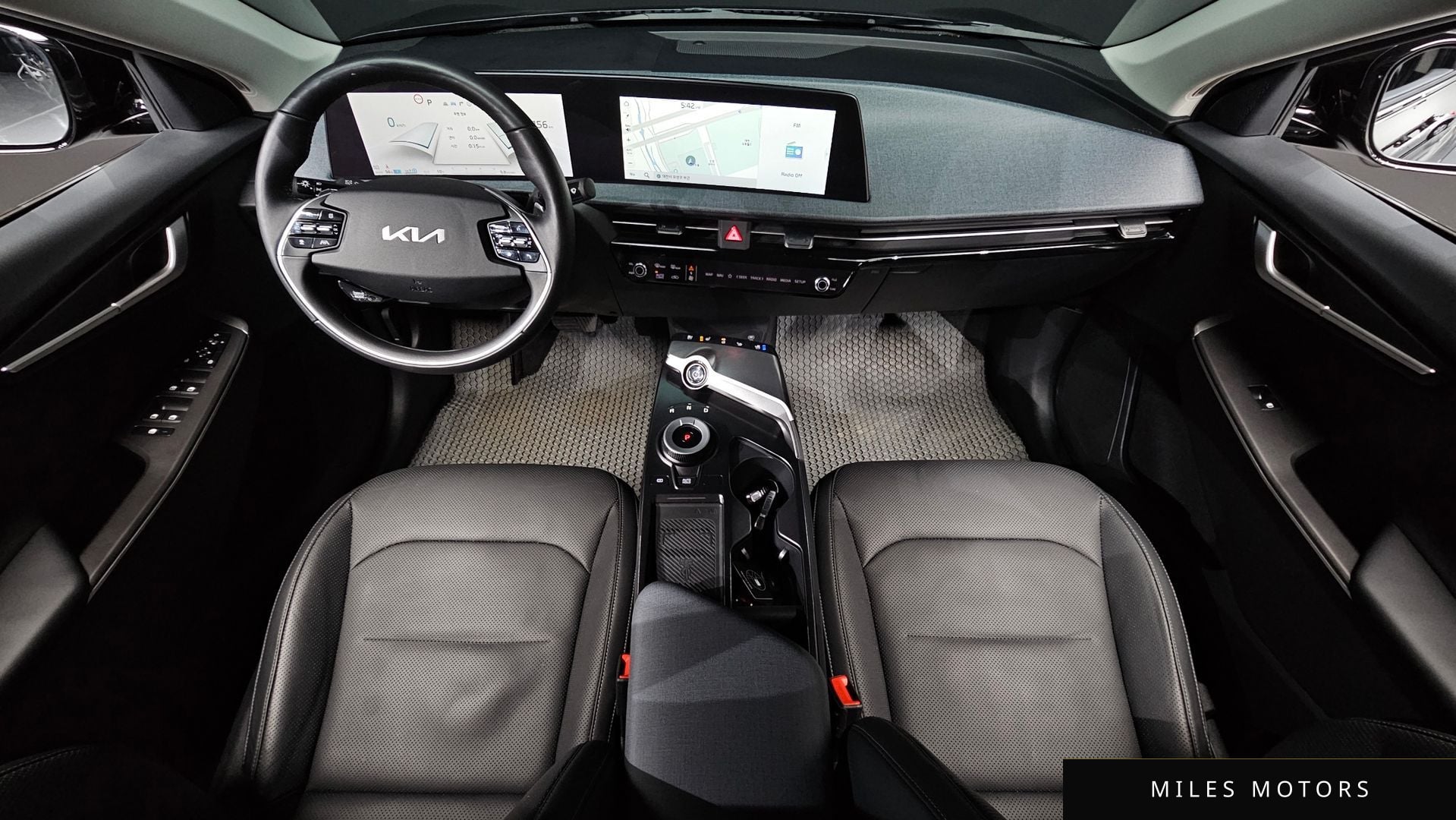 Kia EV6 2022 — миниатюра 10