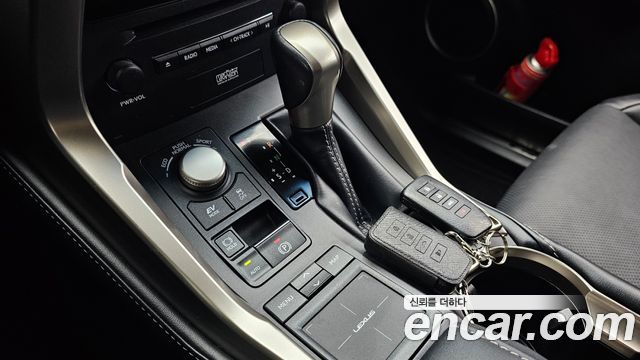 Лексус NX300h 2015 — миниатюра 9