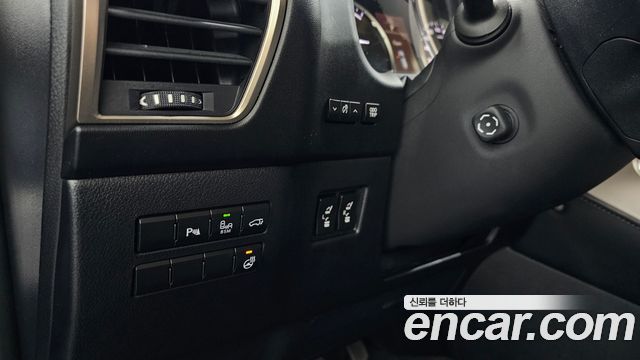 Лексус NX300h 2015 — миниатюра 19
