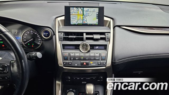 Лексус NX300h 2015 — миниатюра 20