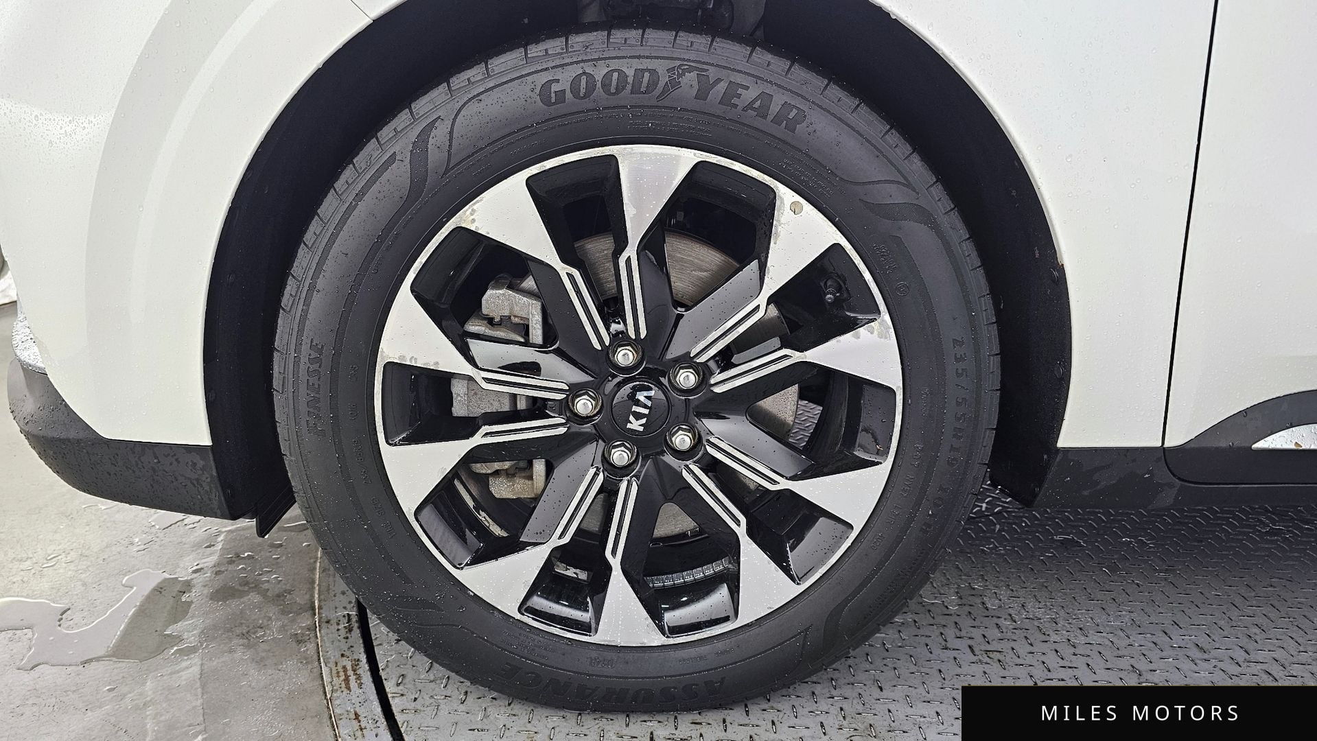 Kia Carnival 2021 — миниатюра 5
