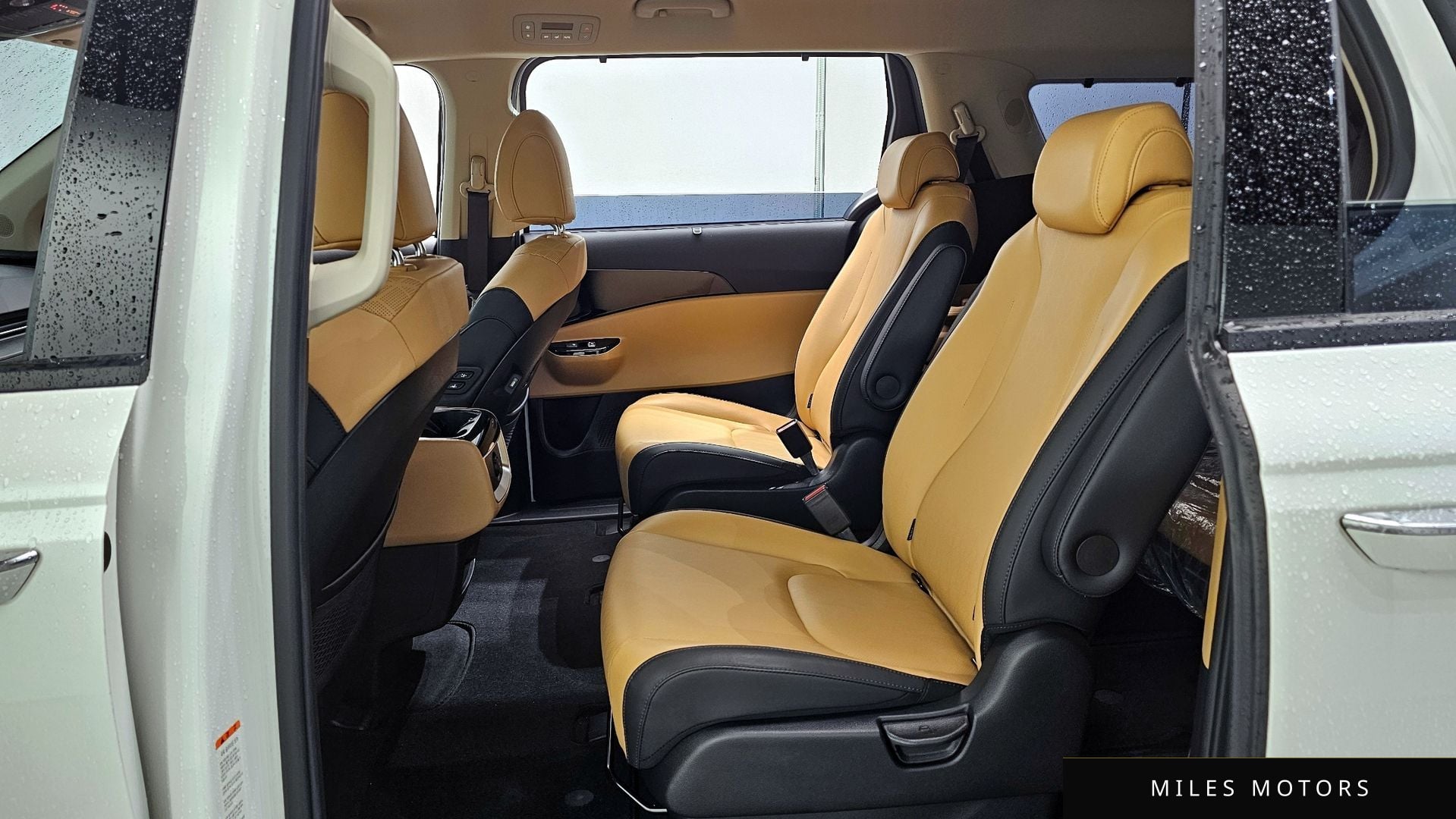 Kia Carnival 2021 — миниатюра 12