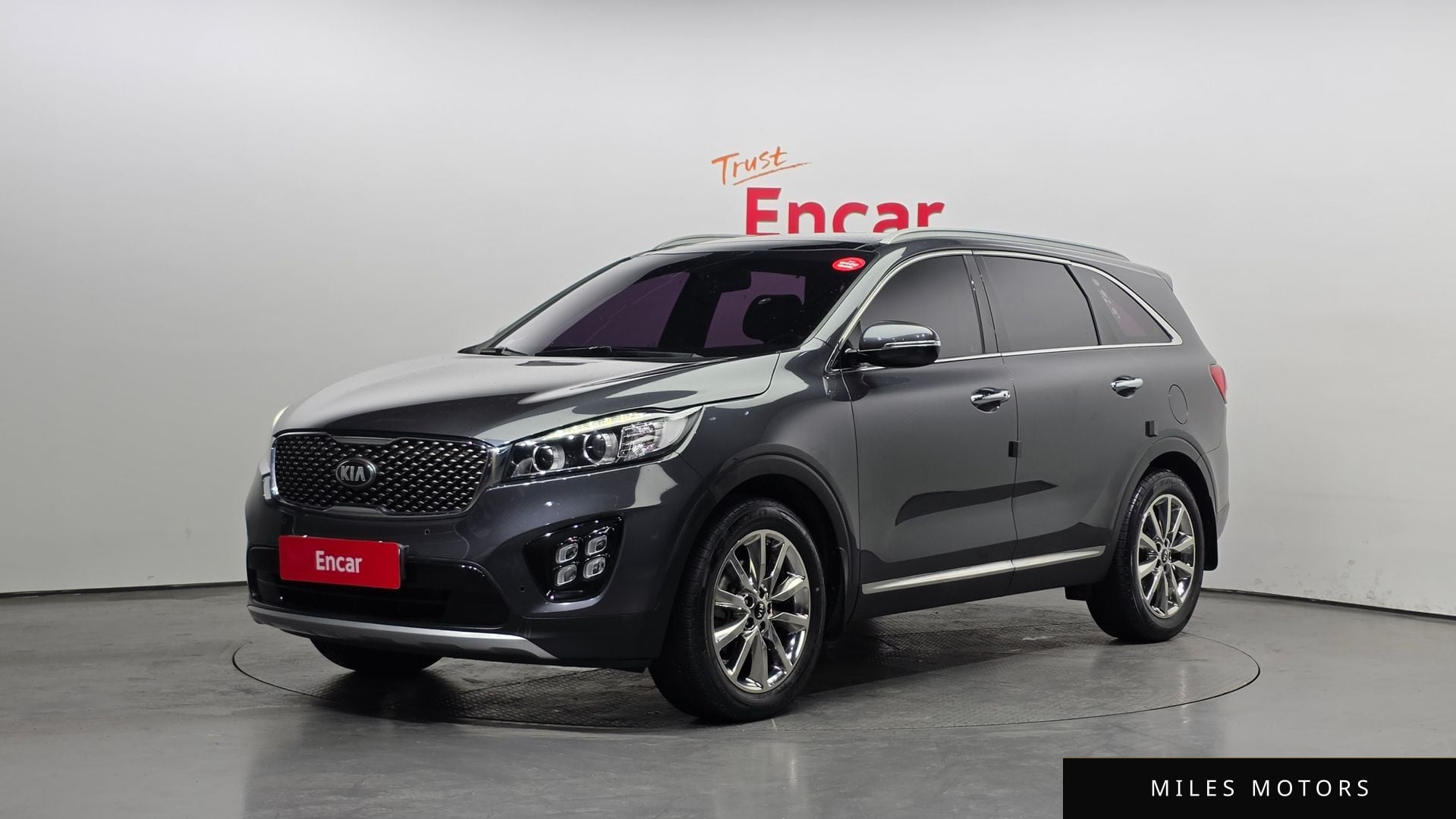 Kia Sorento 2017 — фото 1 из 12