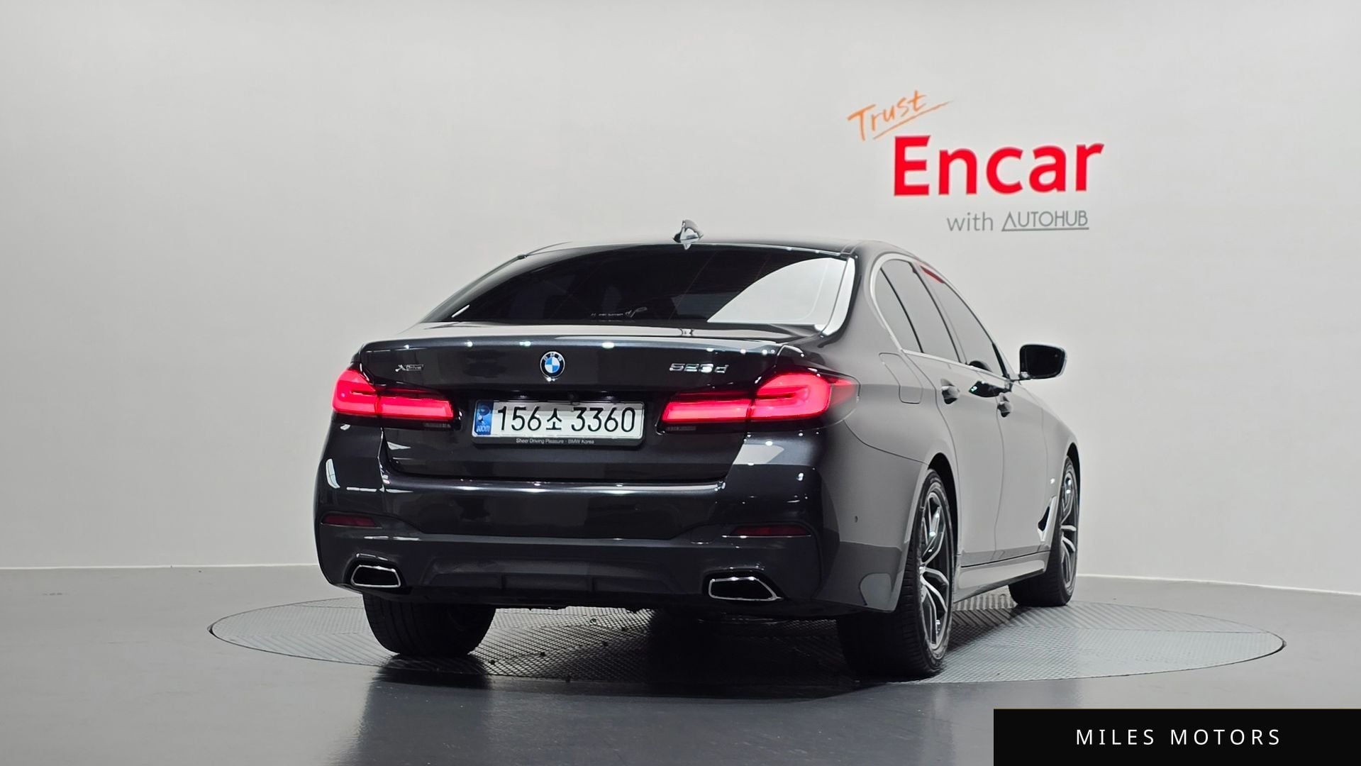 BMW 5 Series (G30) 2021 — миниатюра 4