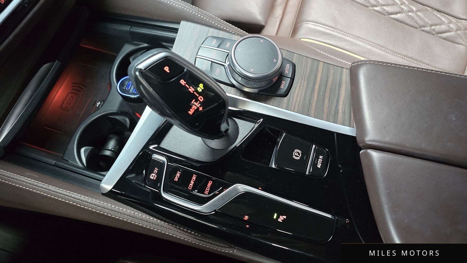 BMW 5 Series (G30) 2021 — миниатюра 12