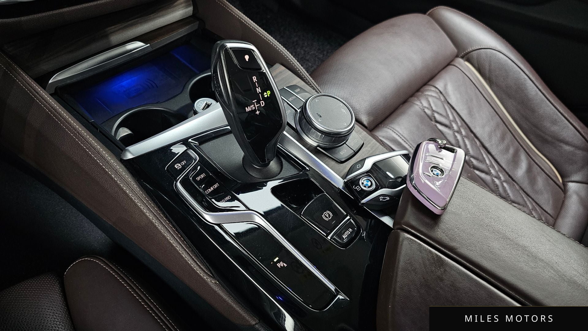 BMW 5 Series (G30) 2021 — миниатюра 11