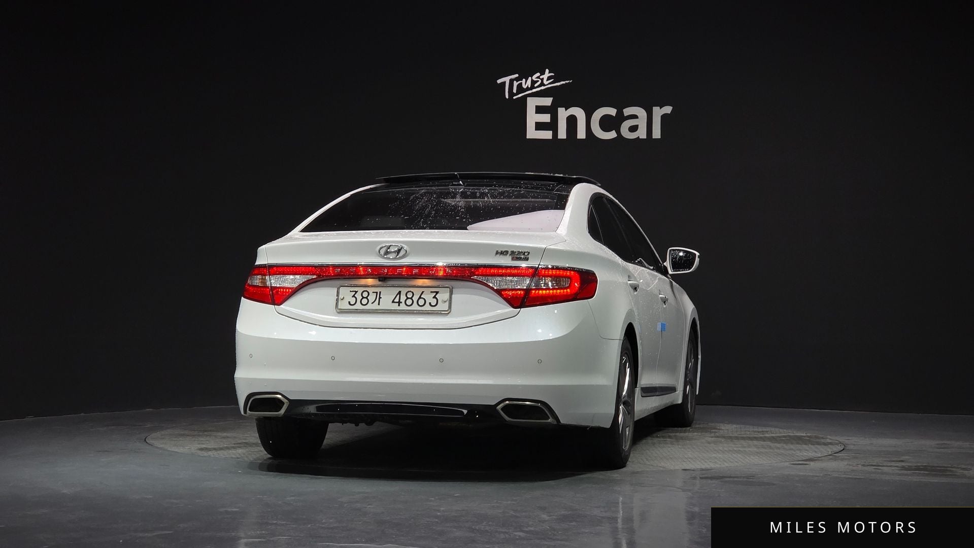 Hyundai Grandeur 2015 — миниатюра 3