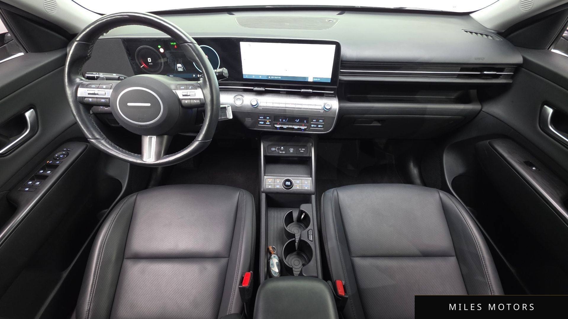 Hyundai Kona 2023 — миниатюра 10