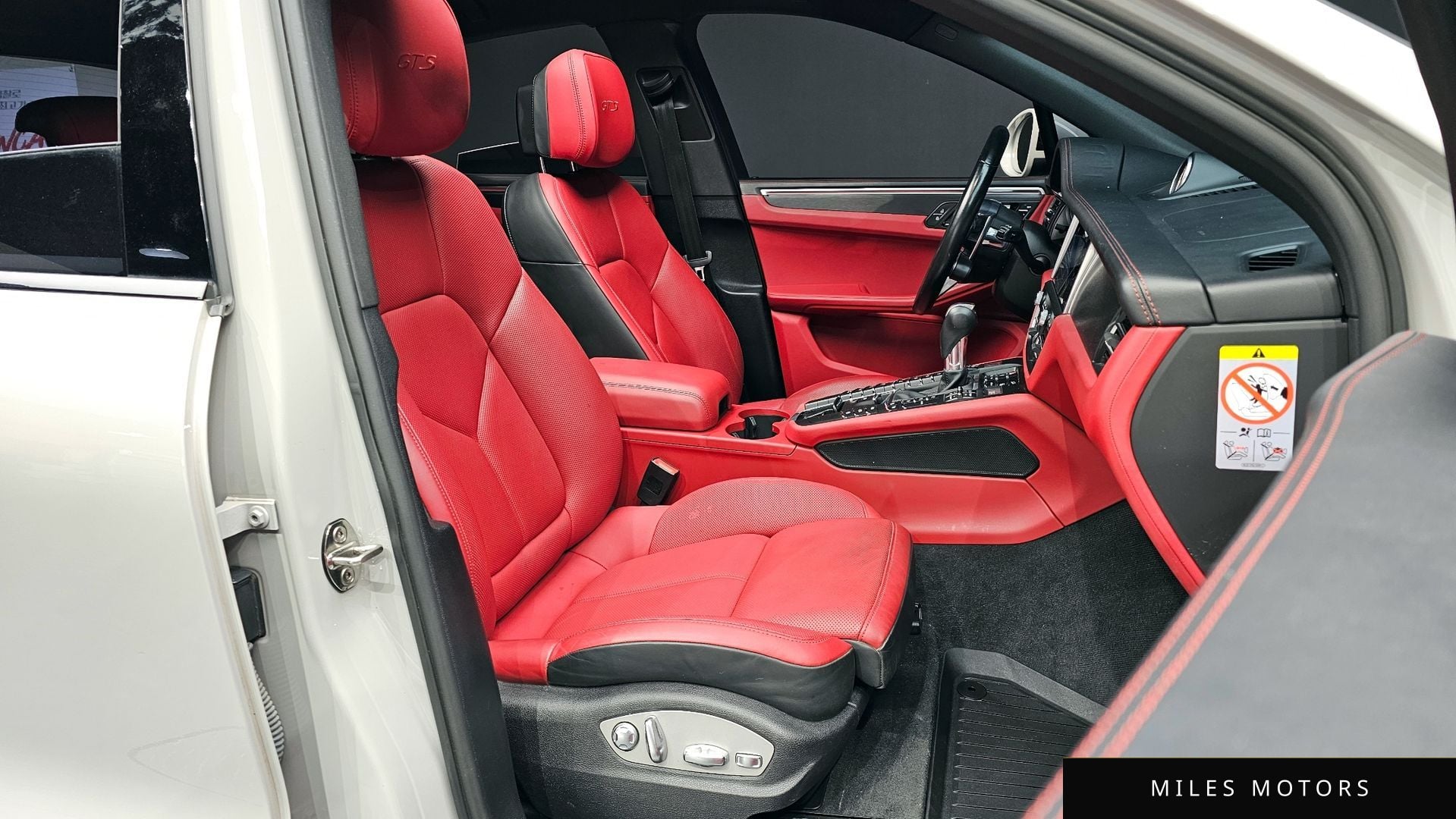 Porsche 마칸 2021 — миниатюра 15