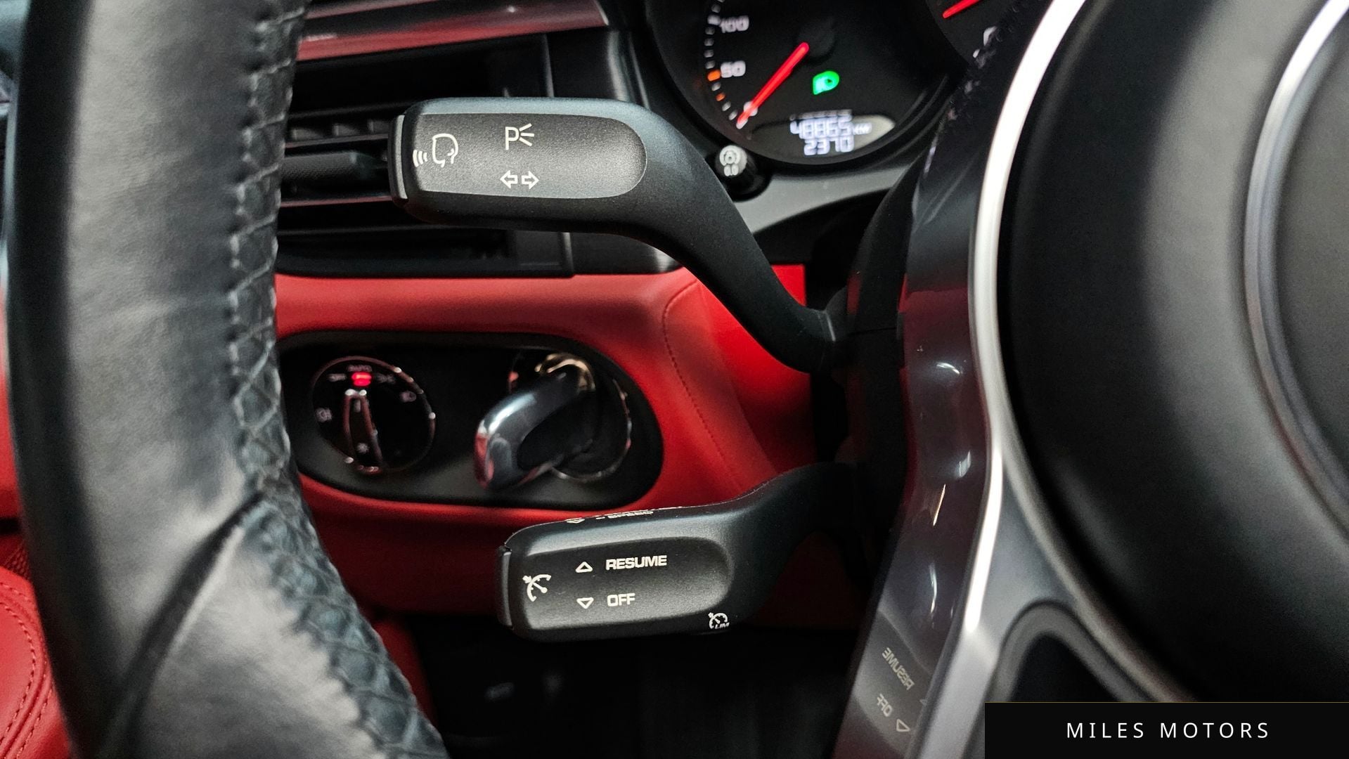 Porsche 마칸 2021 — миниатюра 18