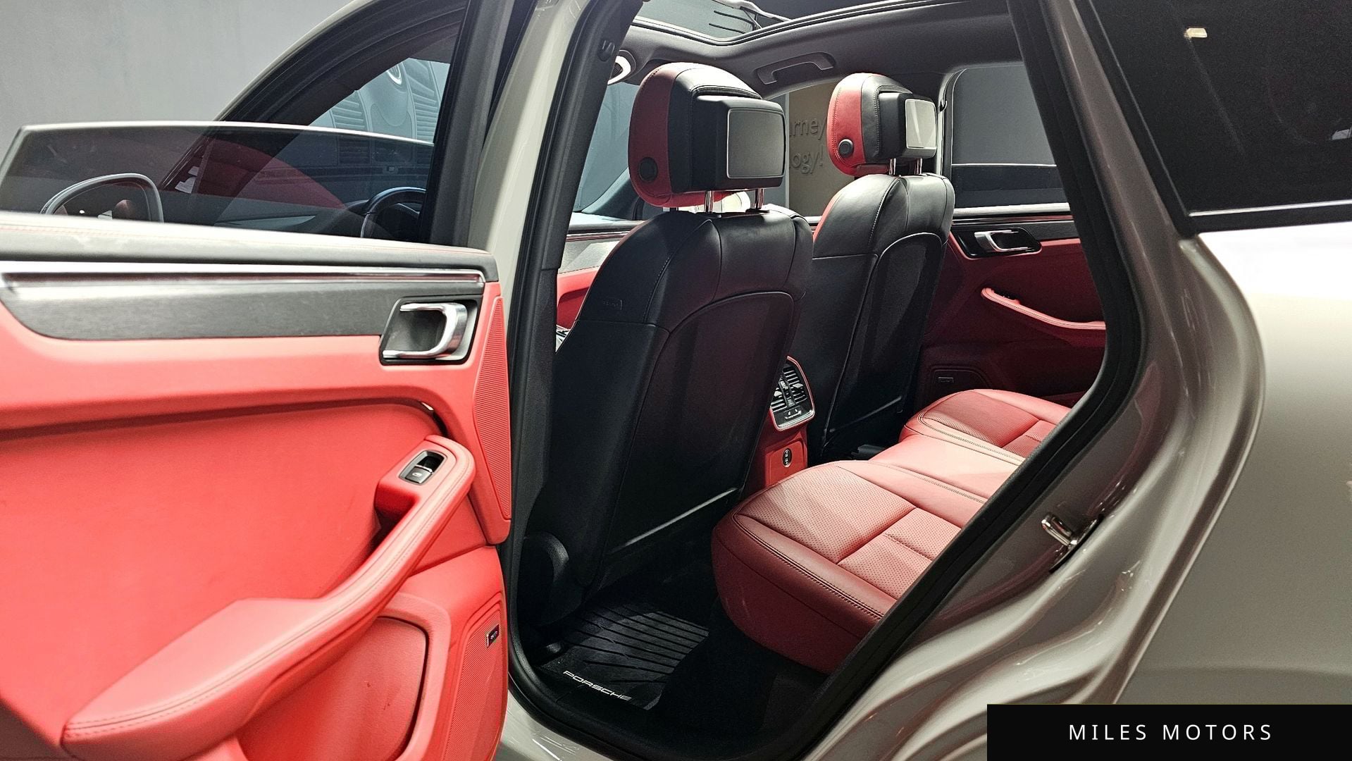 Porsche 마칸 2021 — миниатюра 14