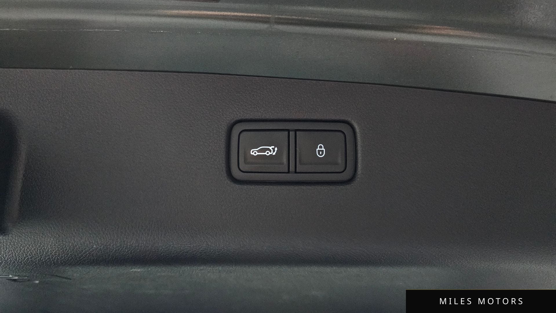 Genesis GV70 2022 — миниатюра 16