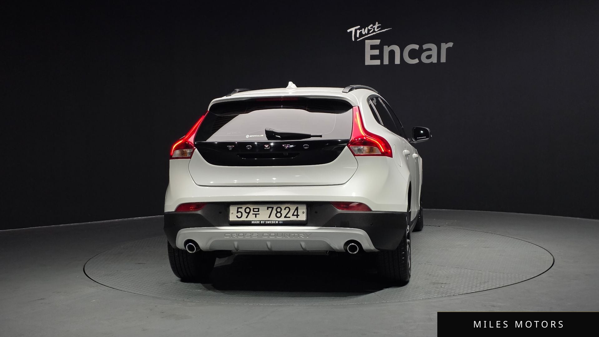 Volvo V40 크로스컨트리 2019 — миниатюра 4
