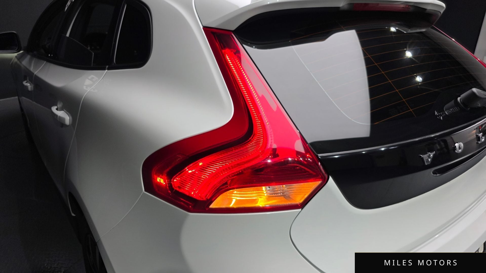 Volvo V40 크로스컨트리 2019 — миниатюра 9