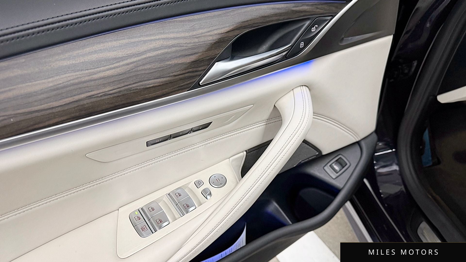 BMW 5 Series (G30) 2020 — миниатюра 12