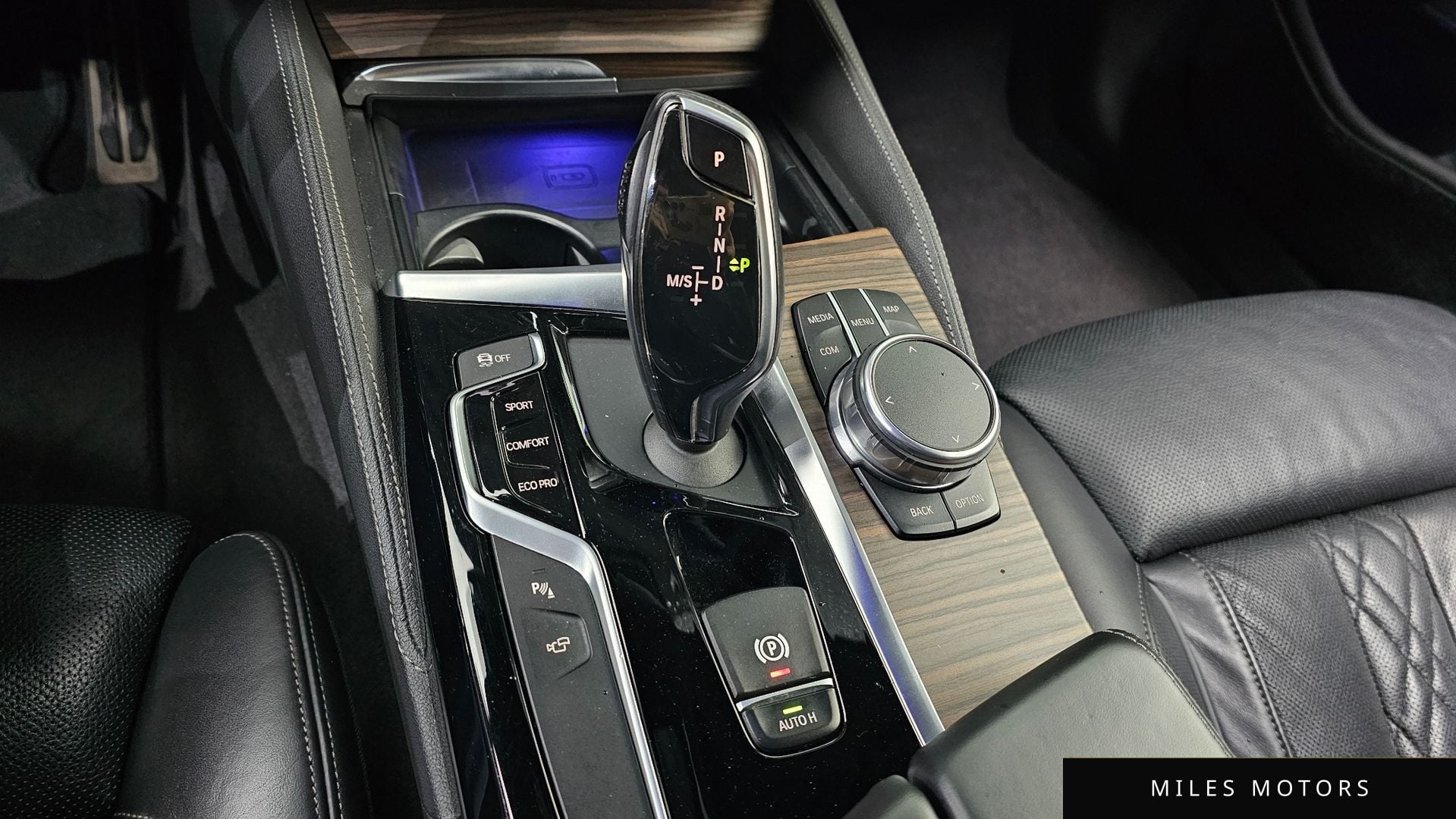 BMW 5 Series (G30) 2018 — миниатюра 12