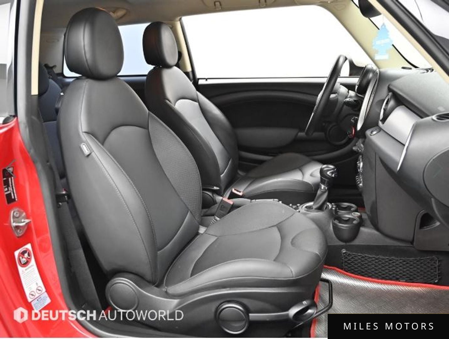 MINI Cooper 2012 — миниатюра 10