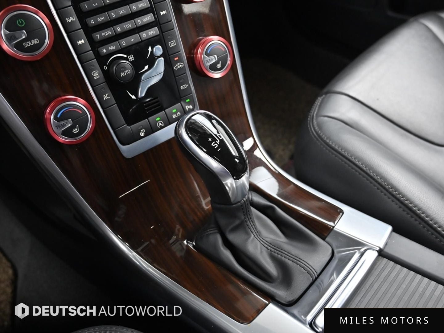 Volvo XC60 2015 — миниатюра 9