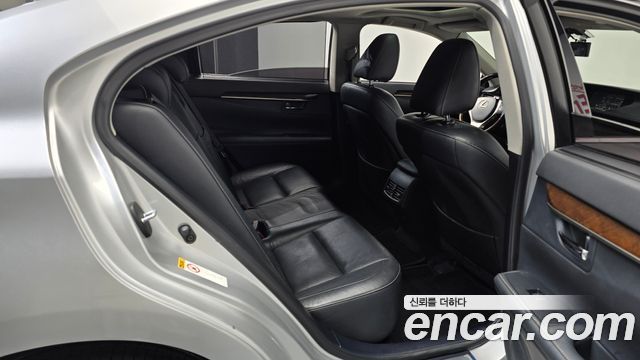 Лексус ES300h 2015 — миниатюра 11