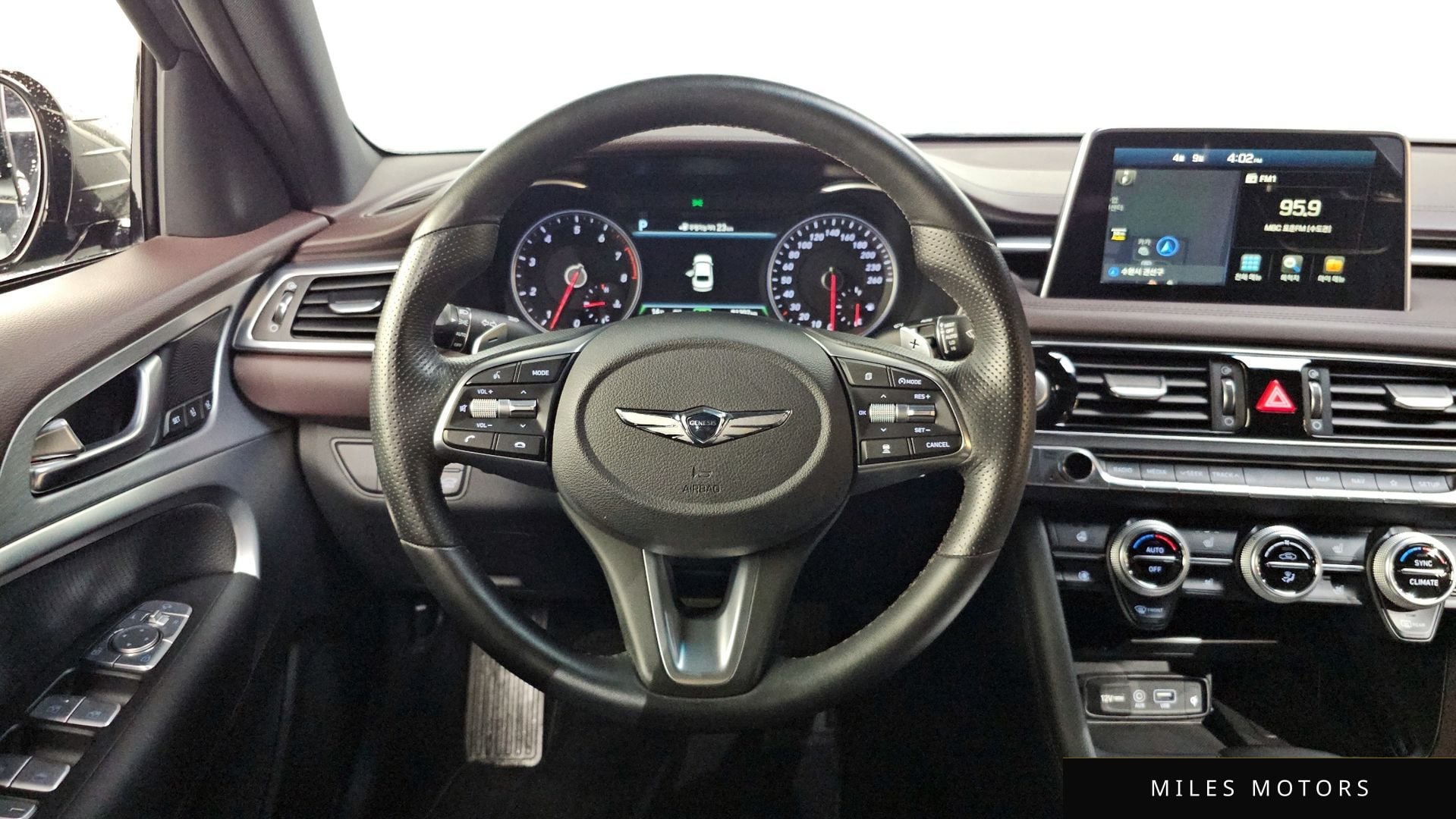 Genesis G70 2019 — миниатюра 19