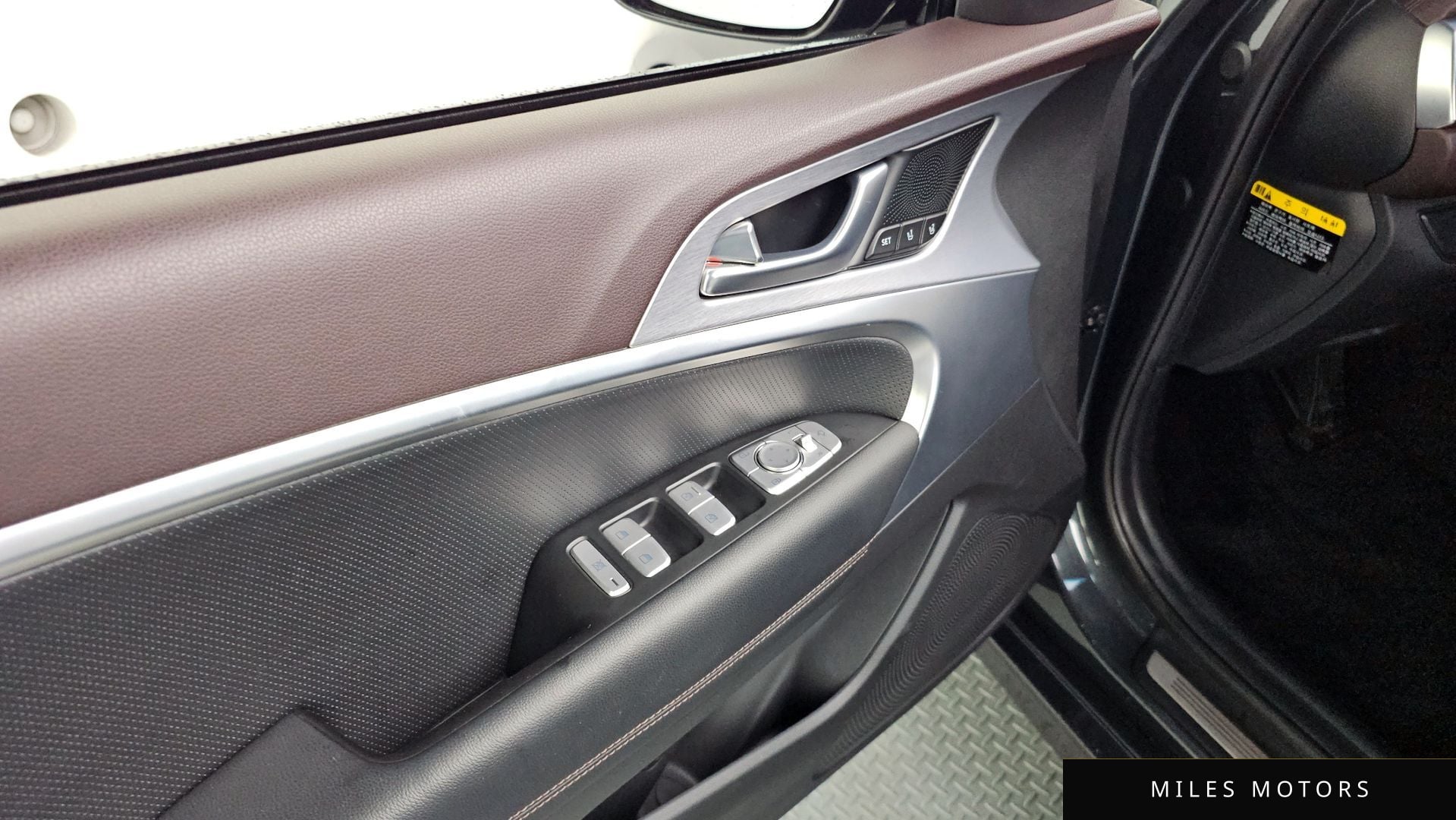 Genesis G70 2019 — миниатюра 34