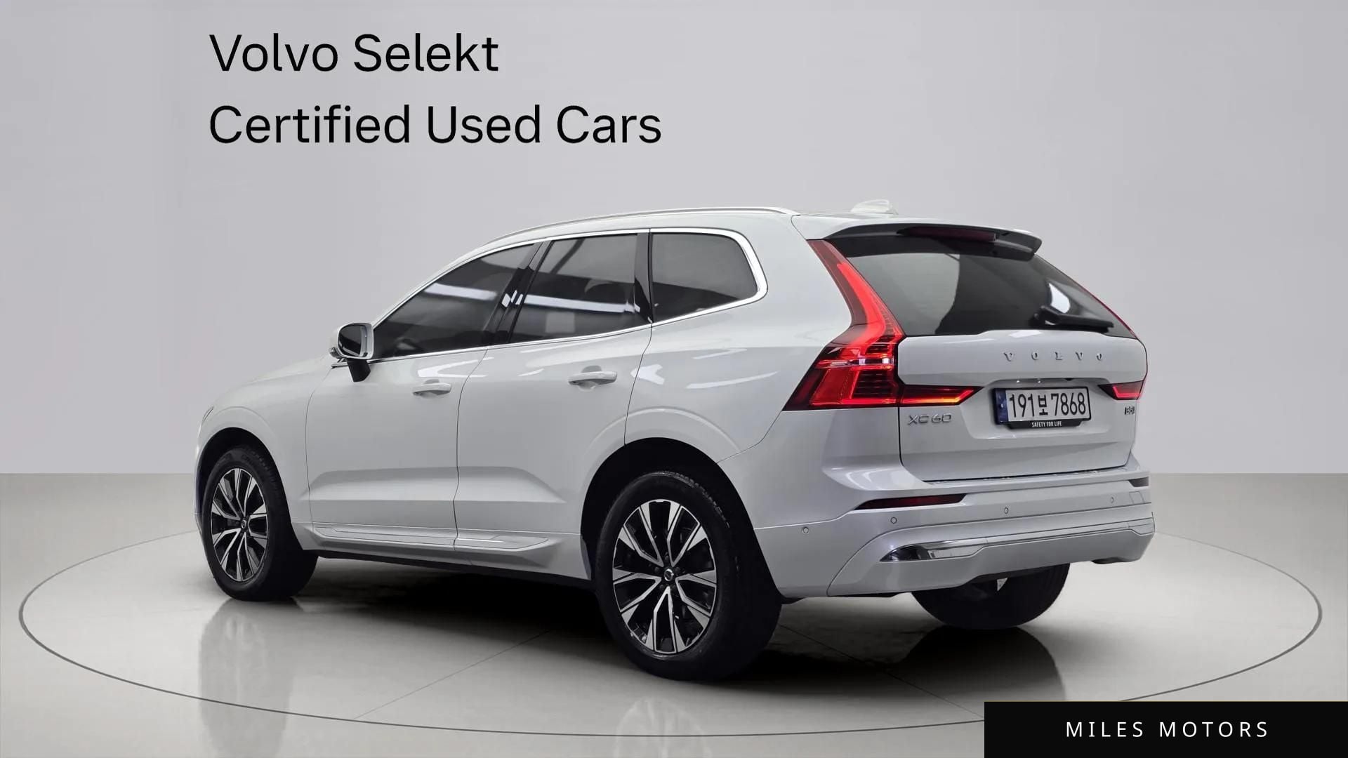 Volvo XC60 2023 — миниатюра 4