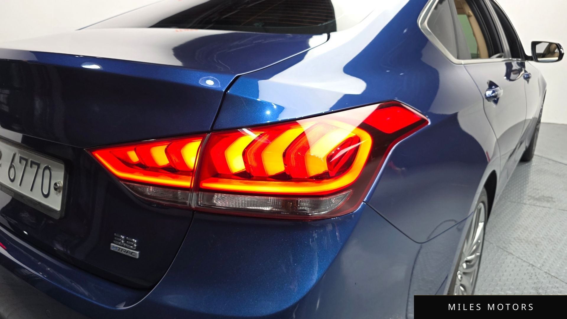 Hyundai Genesis 2016 — миниатюра 9